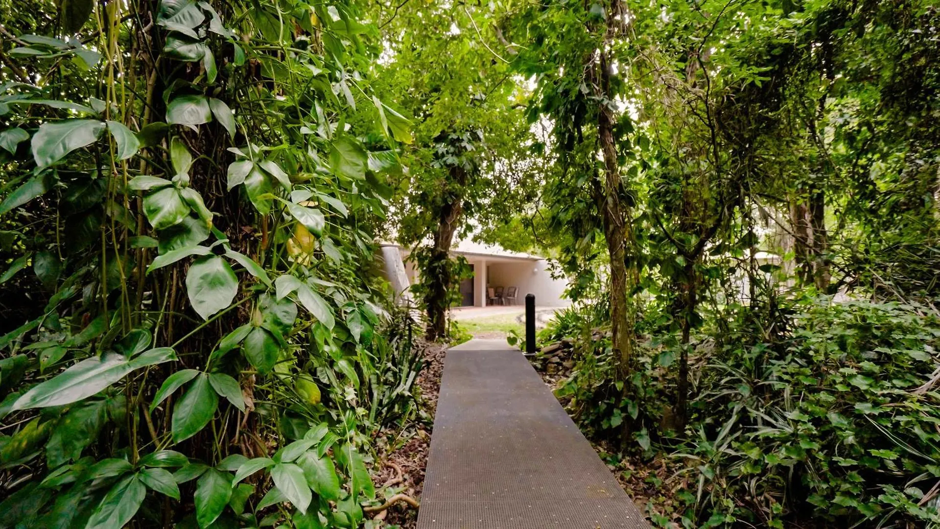 *** Hotel Invercauld House Goonellabah Australia